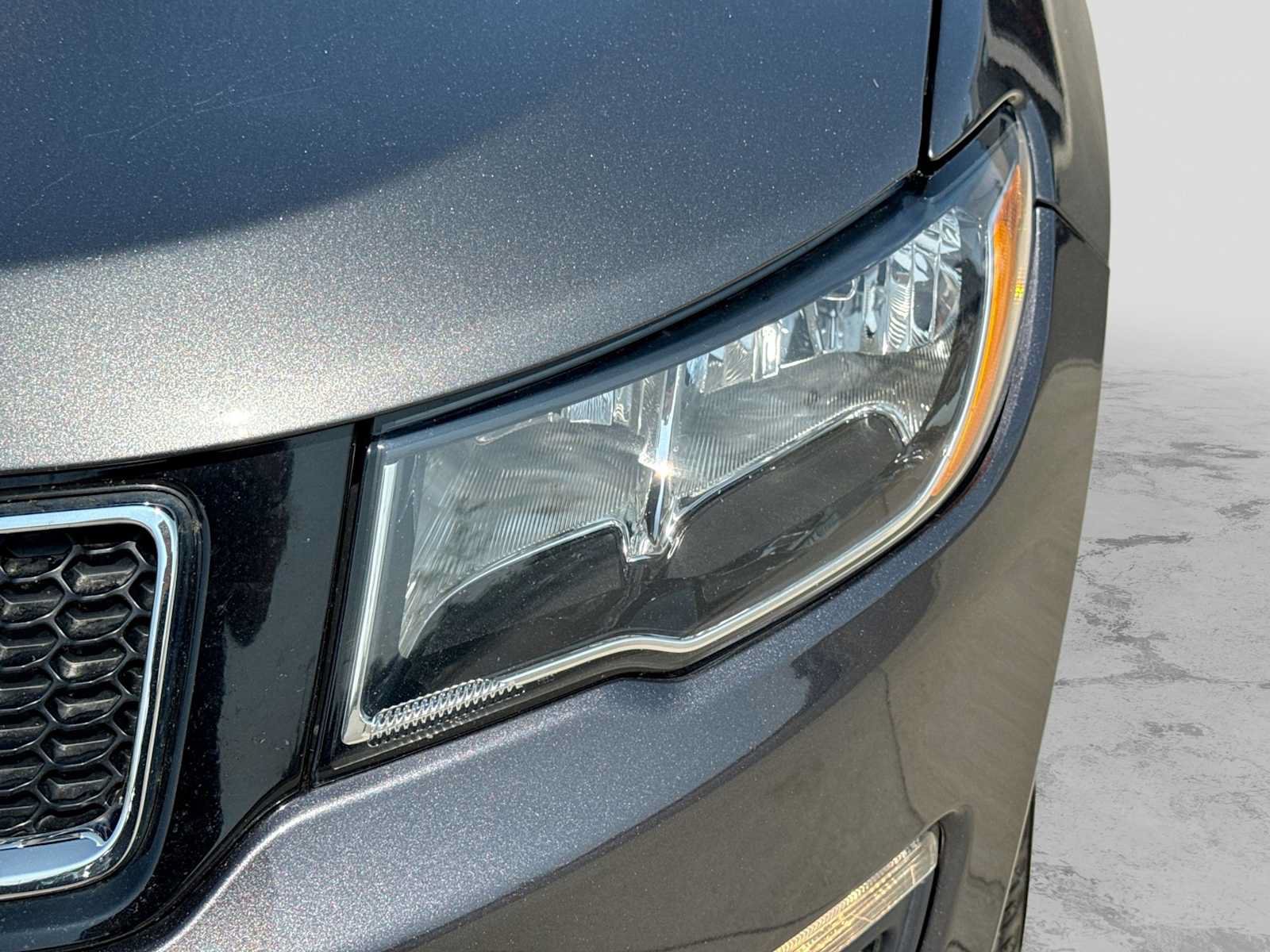 Used 2019 Jeep Compass Sport FWD image 10