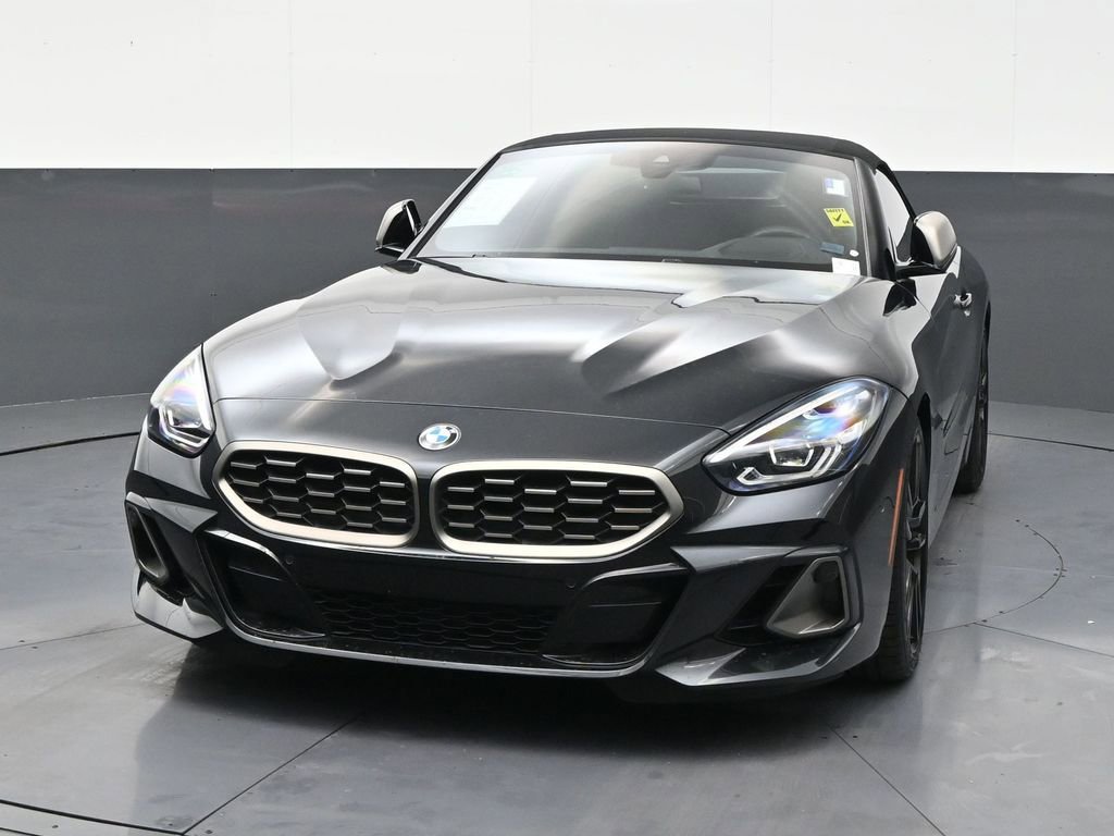 Used 2024 BMW Z4 M40i w/ Premium Package image 8