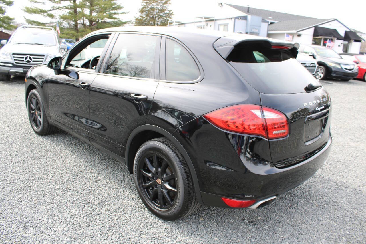 Used 2014 Porsche Cayenne image 9