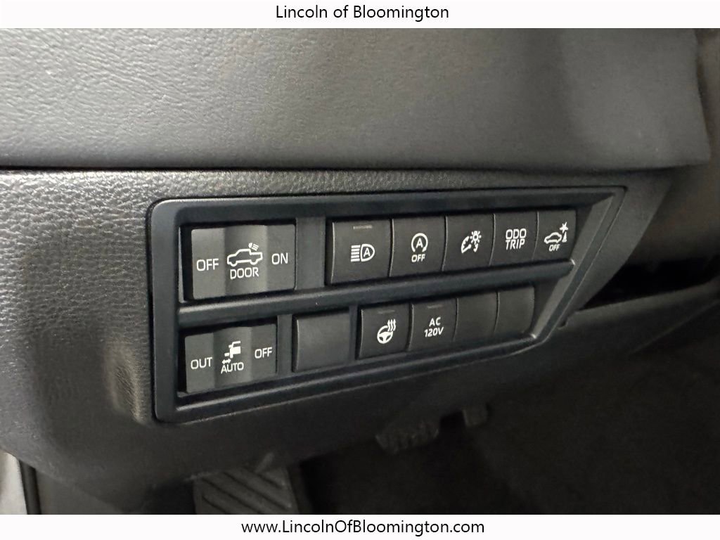 Used 2025 Toyota Tundra Platinum image 35