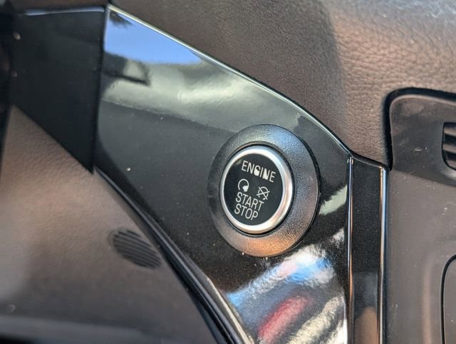 Used 2018 Ford Escape Titanium image 30