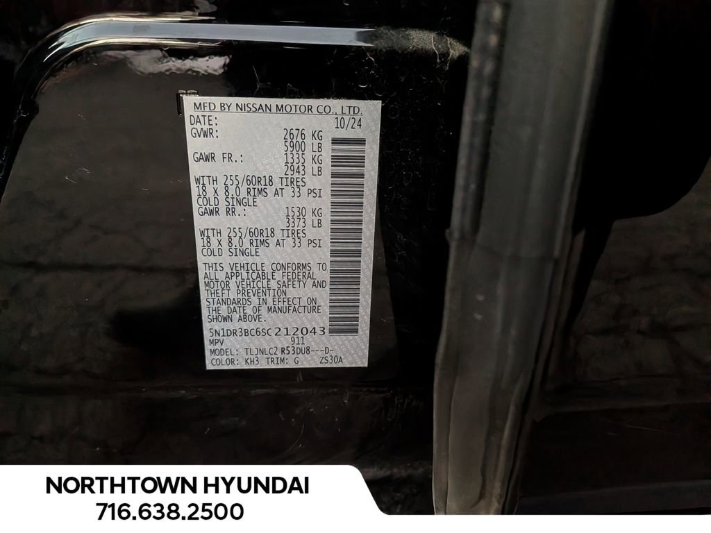 Used 2025 Nissan Pathfinder SV image 38