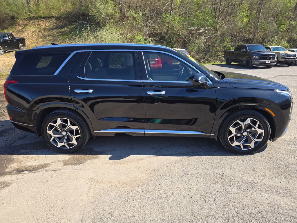 Used 2021 Hyundai Palisade Calligraphy image 3