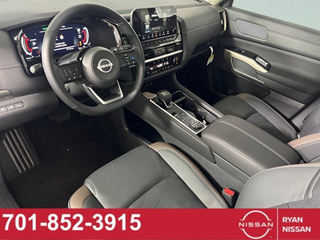 New 2025 Nissan Pathfinder Platinum w/ Cargo Package image 31