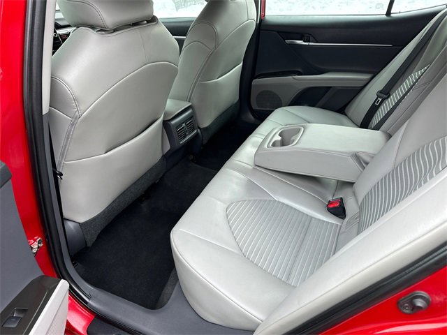 Certified 2021 Toyota Camry SE image 16