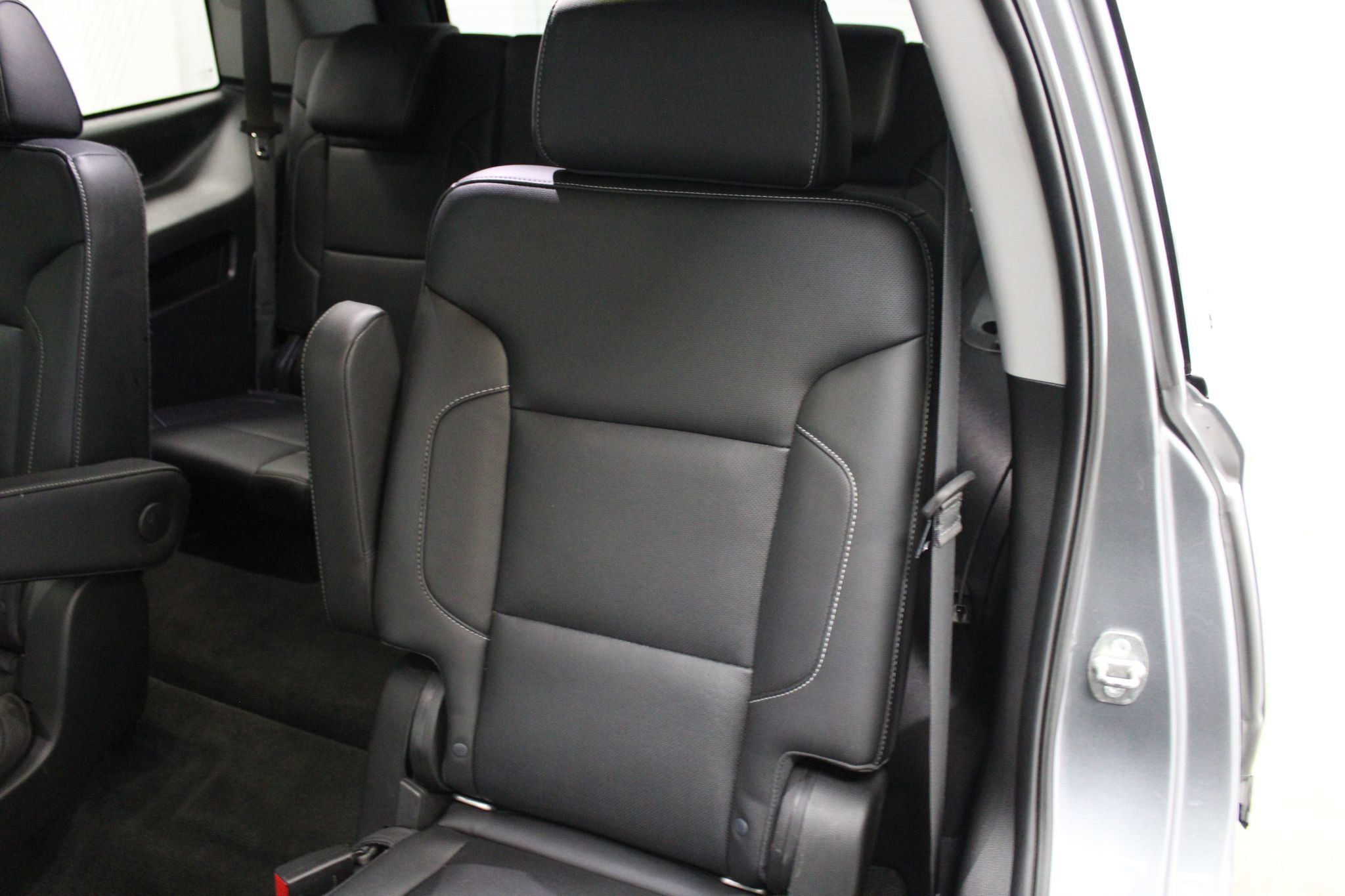 Used 2018 GMC Yukon SLT image 22