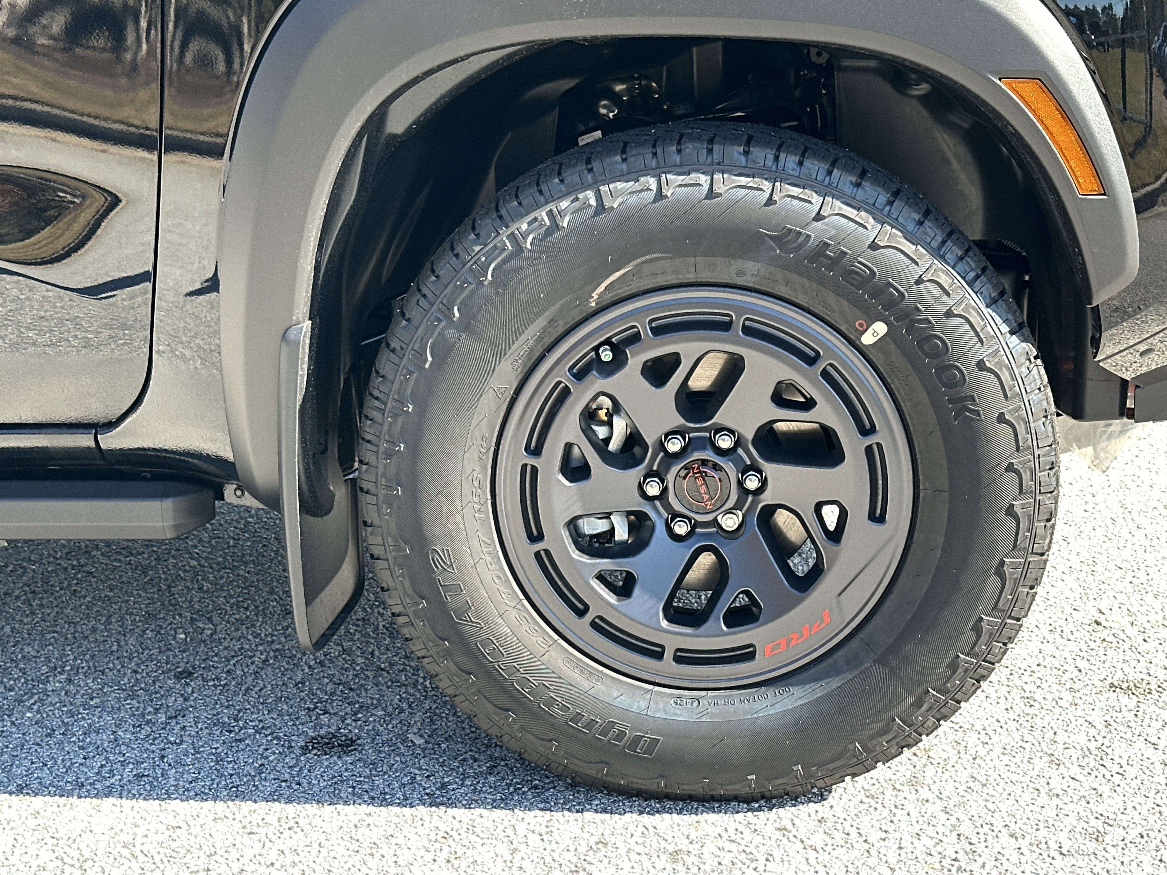 New 2026 Nissan Frontier PRO-4X w/ Pro-4x Convenience Package image 12