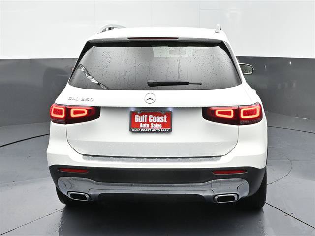 Used 2023 Mercedes-Benz GLB 250 w/ Premium Package image 22