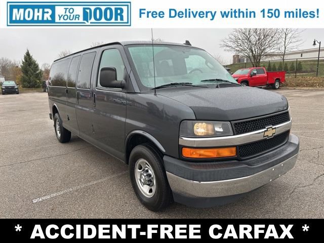Used 2017 Chevrolet Express 3500 LT w/ LT Preferred Equipment Group image 3