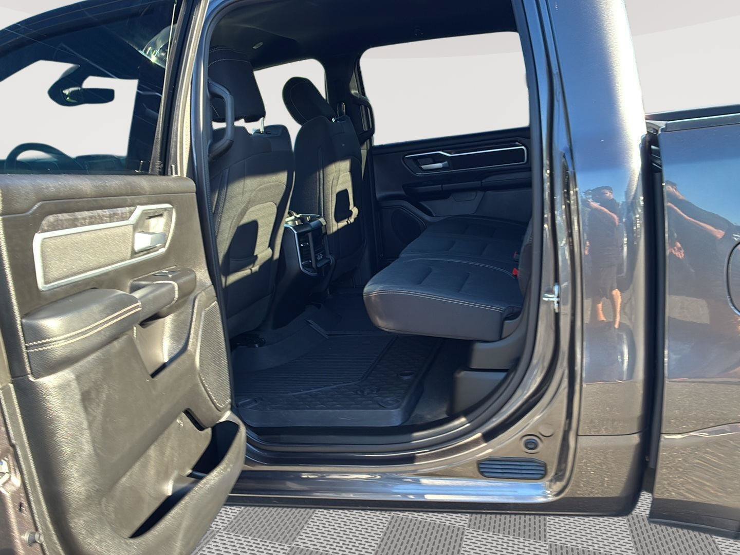 Used 2023 RAM 1500 Big Horn AWD/4WD image 27