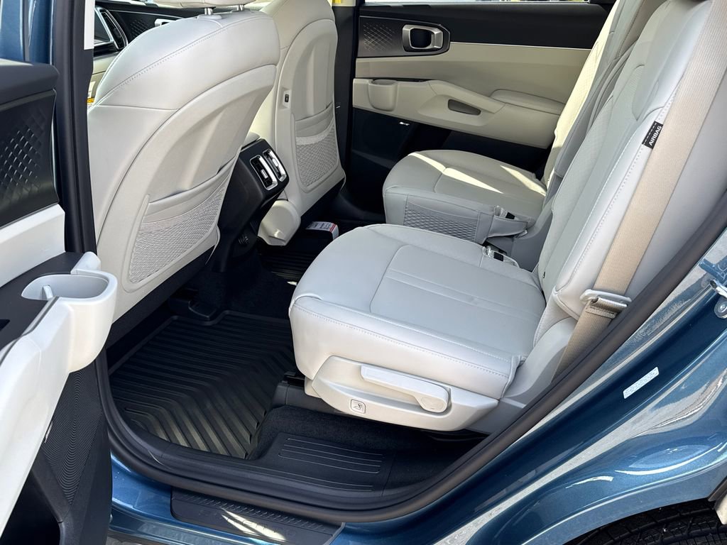 New 2026 Kia Sorento EX w/ EX Premium Package FWD image 21