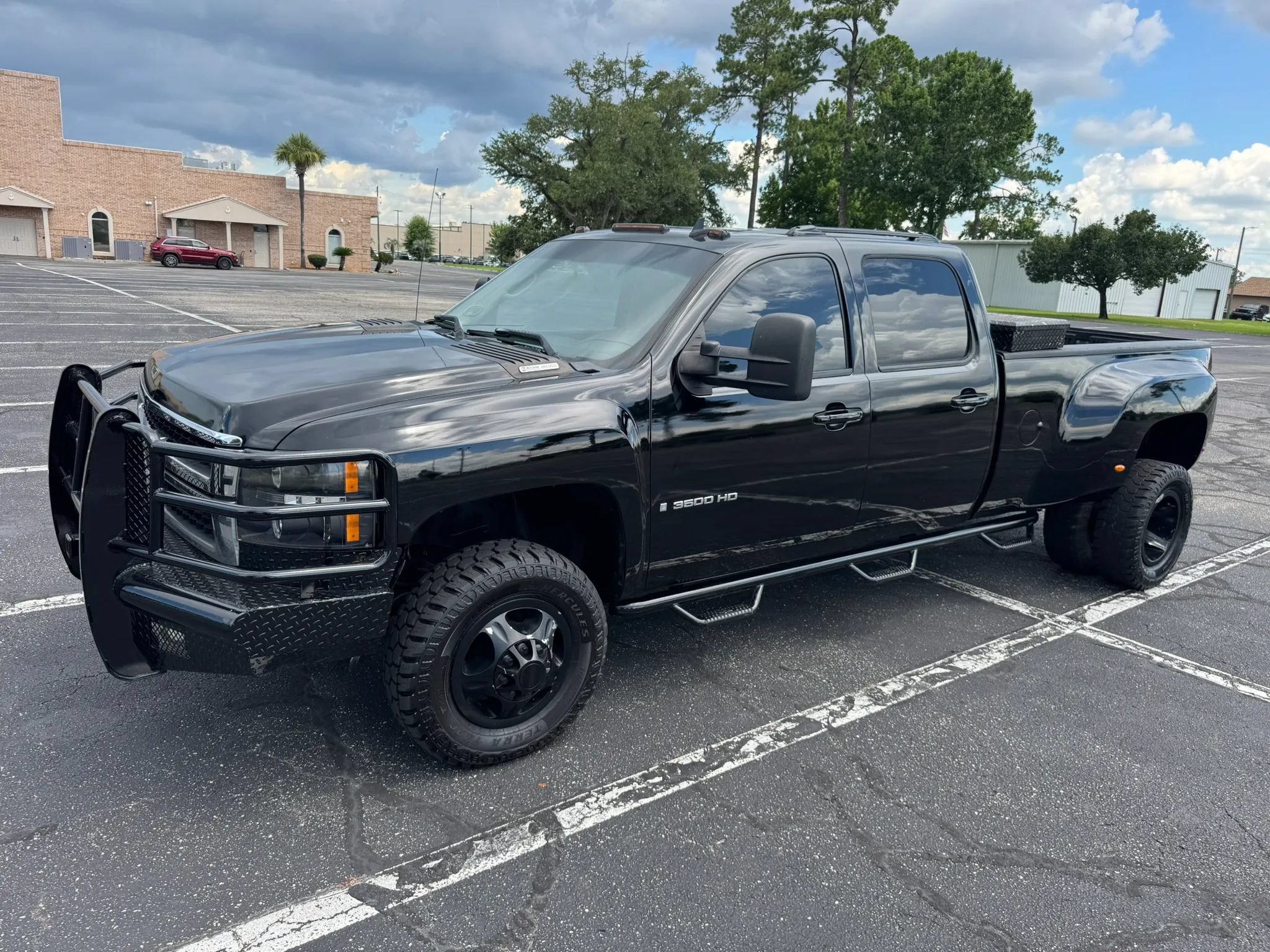 Used 2008 Chevrolet Silverado 3500 LTZ AWD/4WD image 11