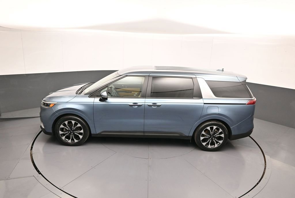 Used 2024 Kia Carnival EX FWD image 42