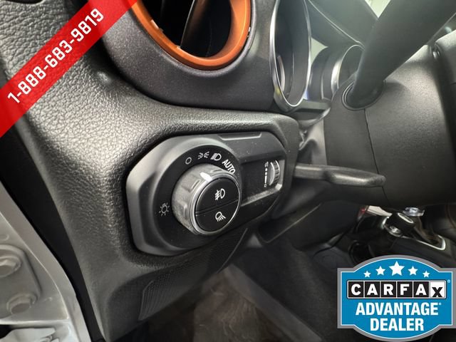 Used 2023 Jeep Gladiator Mojave w/ LED Lighting Group AWD/4WD image 23