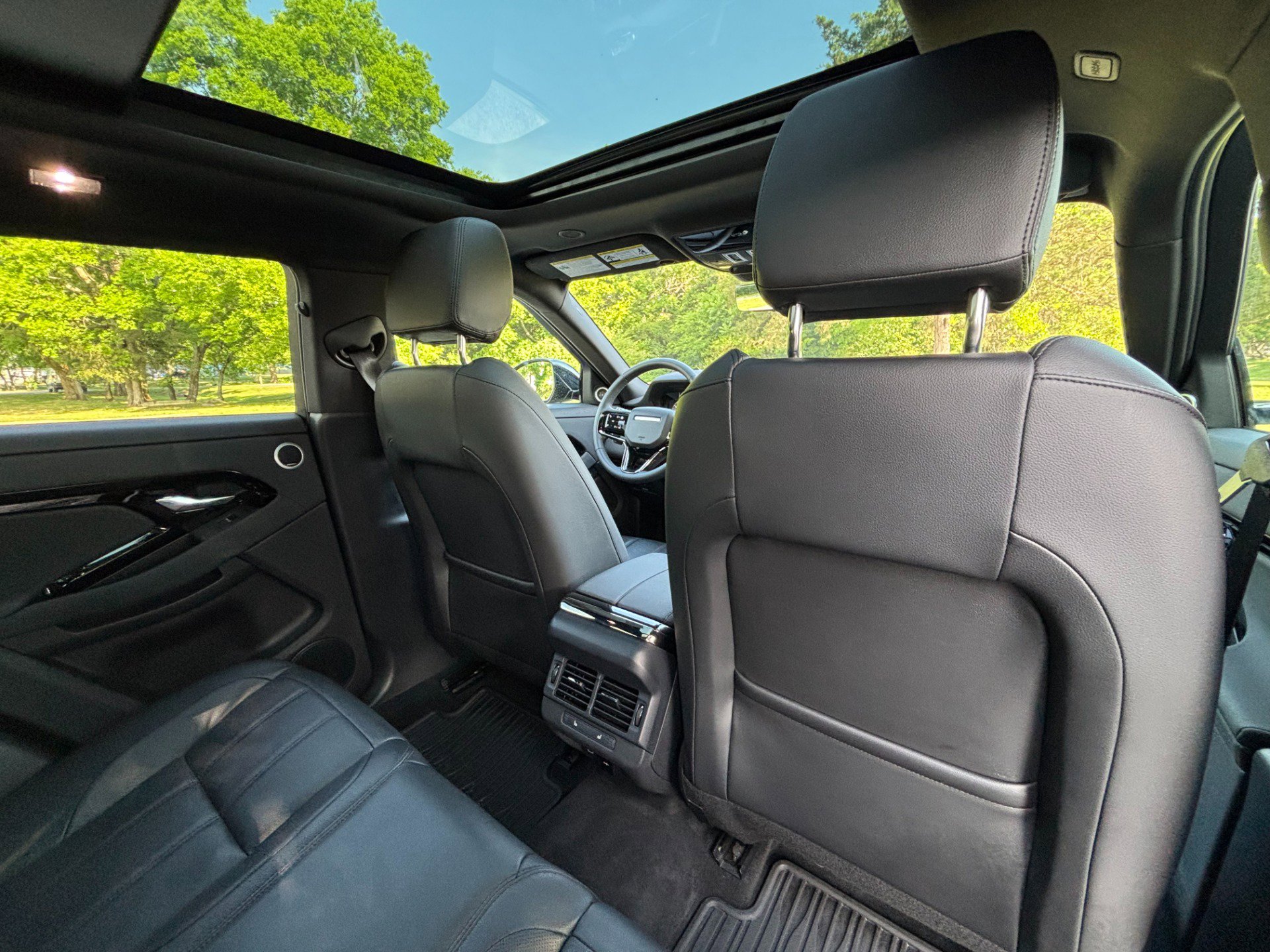 Used 2025 Land Rover Range Rover Evoque S AWD/4WD image 33