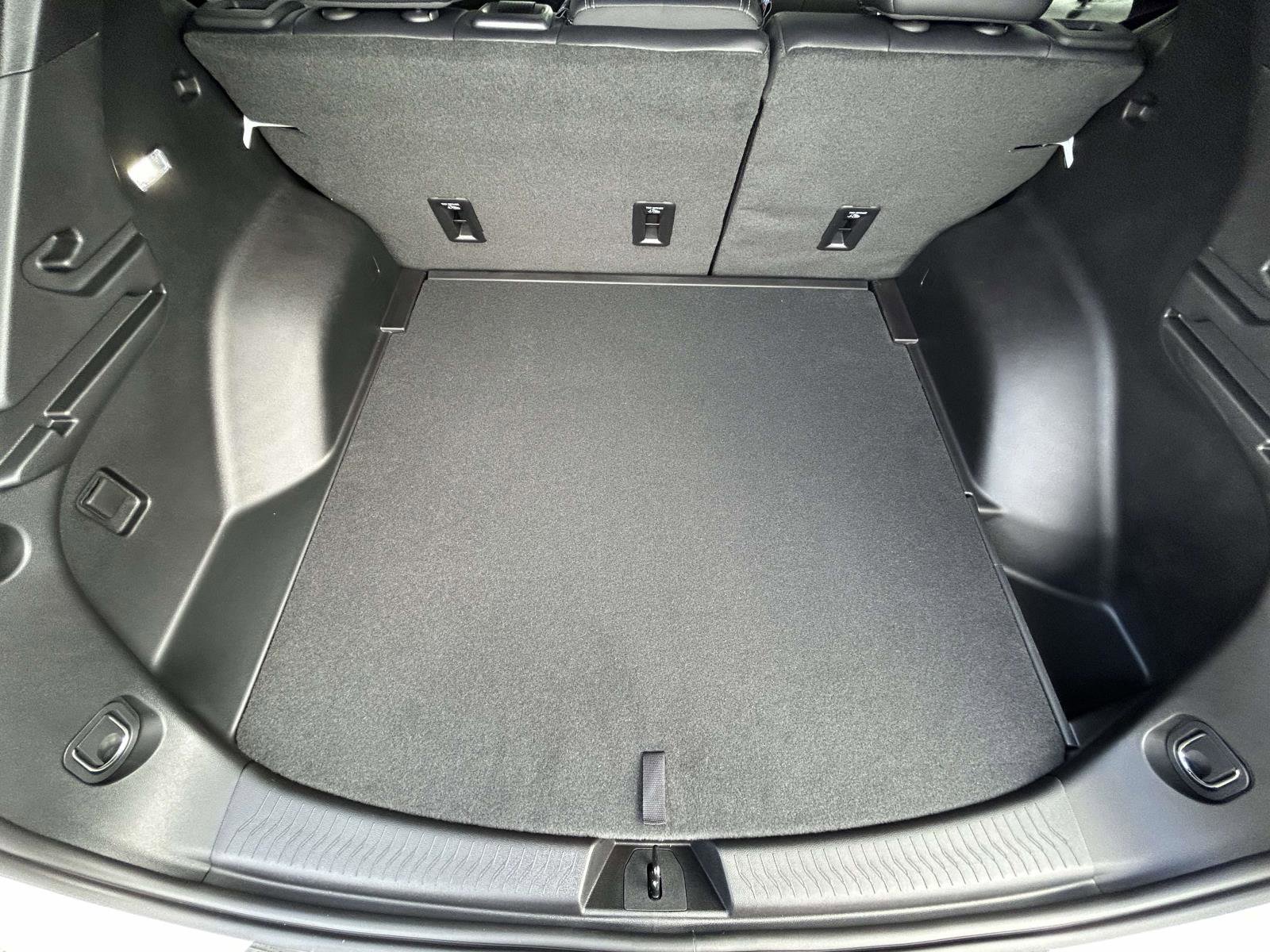 New 2026 Chevrolet Equinox EV LT image 17