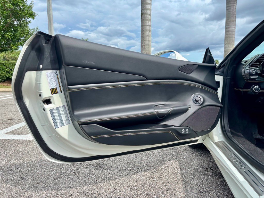 Used 2017 Ferrari 488 Spider RWD image 19