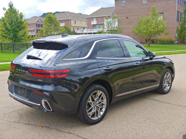 Used 2025 Genesis GV70 2.5T AWD/4WD image 4