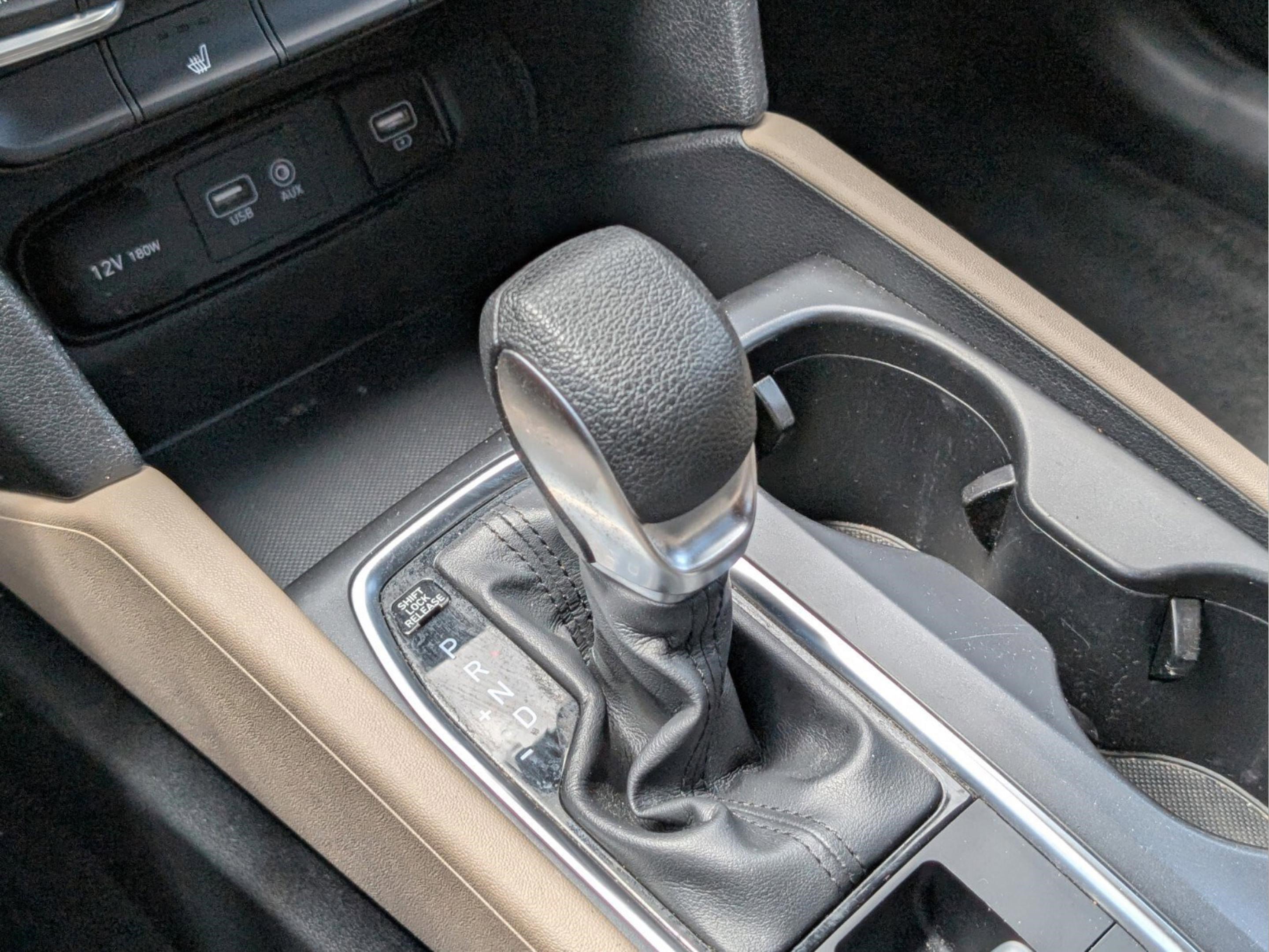 Used 2019 Hyundai Santa Fe SEL FWD image 20