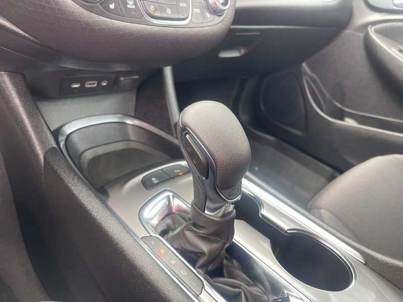 Used 2024 Chevrolet Malibu LT FWD image 32