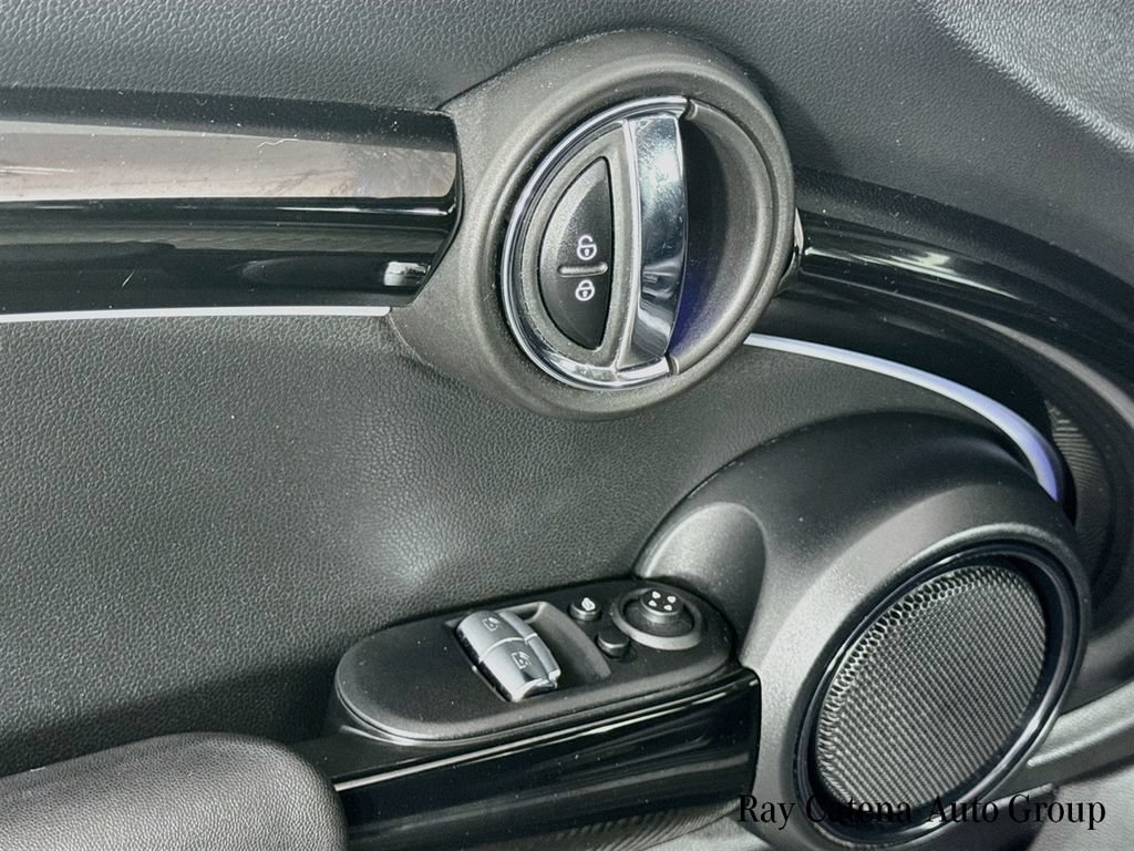 Used 2023 MINI Cooper S FWD image 17
