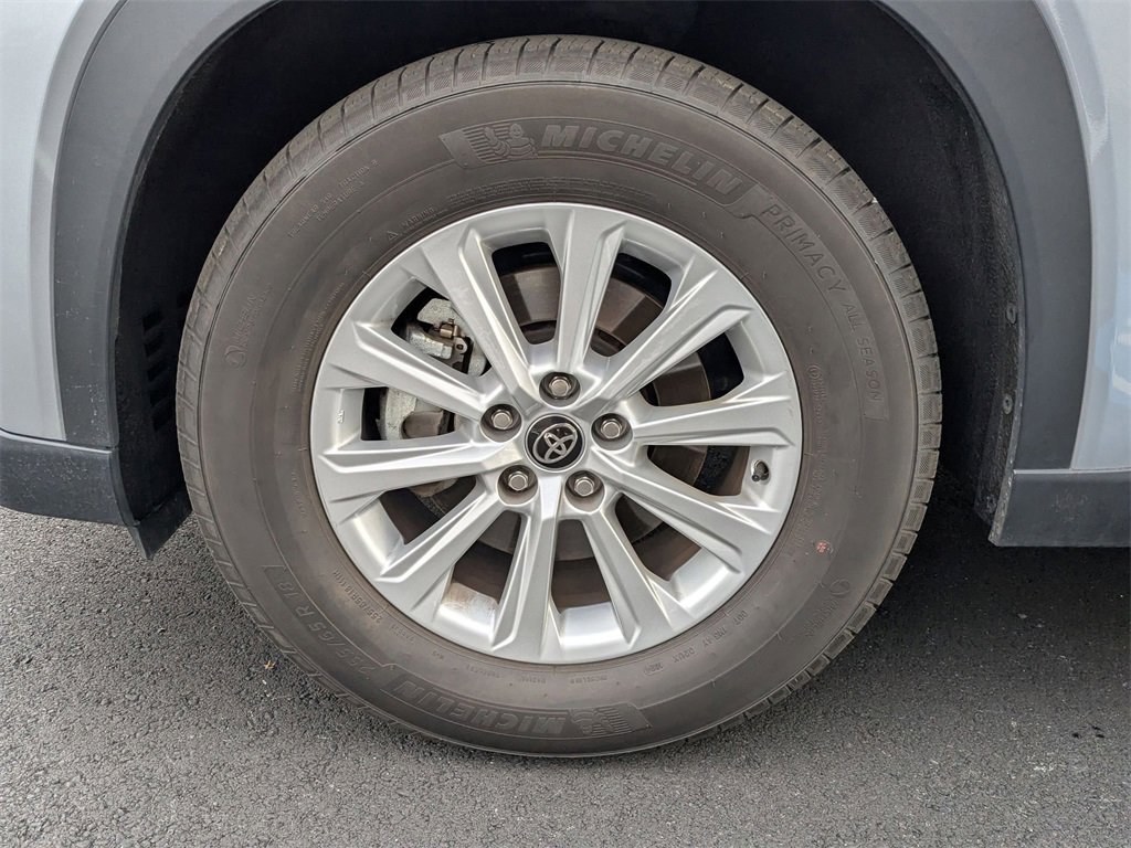 Used 2025 Toyota Grand Highlander AWD image 14