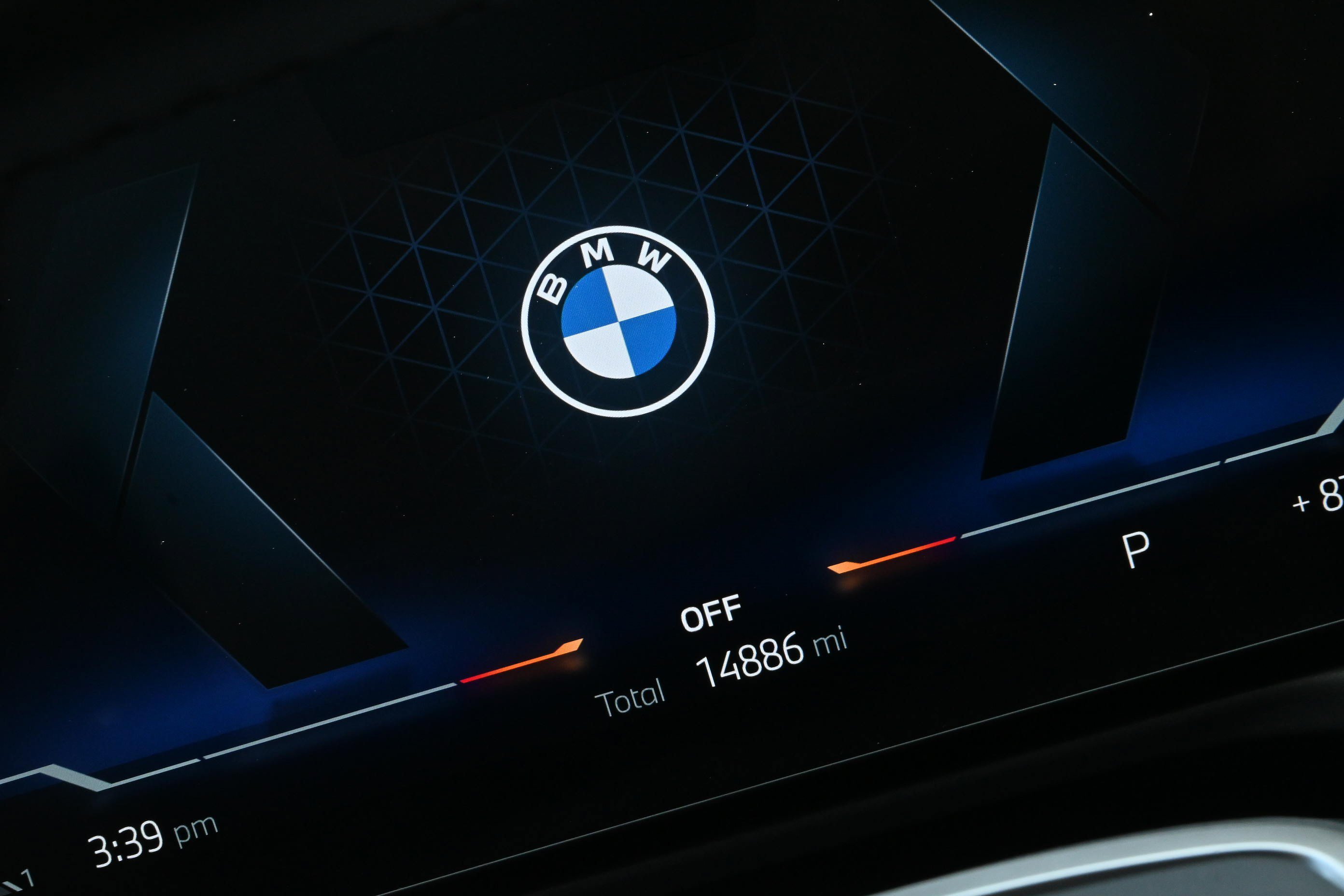 Certified 2025 BMW 330i Sedan w/ Convenience Package RWD image 33