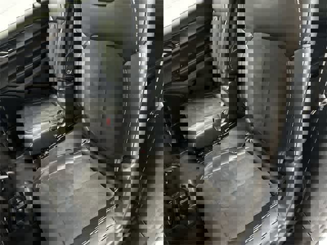 Used 2023 Jeep Grand Cherokee L Laredo image 10