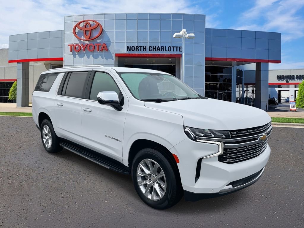 Used 2023 Chevrolet Suburban Premier image 1