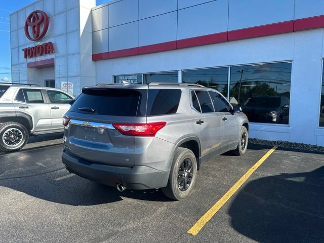 Used 2020 Chevrolet Traverse LT w/ Driver Confidence II Package AWD/4WD image 7