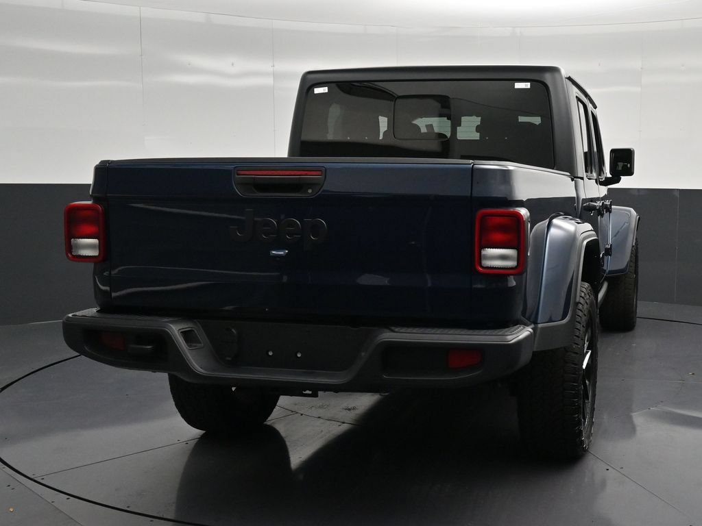 Used 2025 Jeep Gladiator Sport AWD/4WD image 2