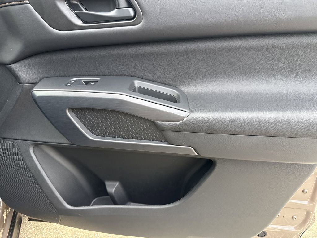 Used 2024 Nissan Pathfinder Rock Creek image 14