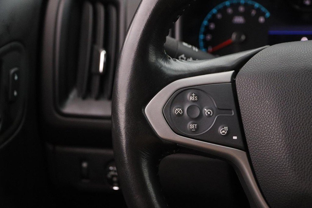 Used 2019 Chevrolet Colorado LT w/ Luxury Package, Chrome RWD image 12