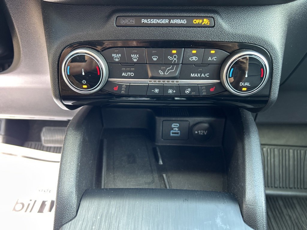 Used 2022 Ford Escape SEL w/ Technology Package image 35