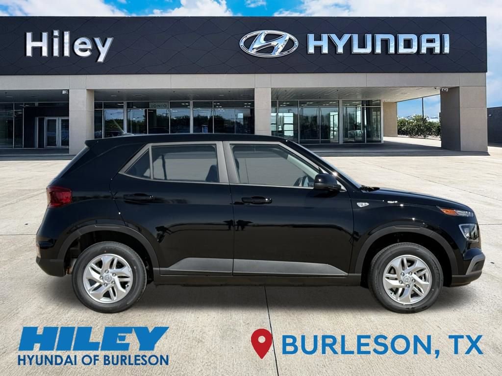 New 2026 Hyundai Venue SE image 3