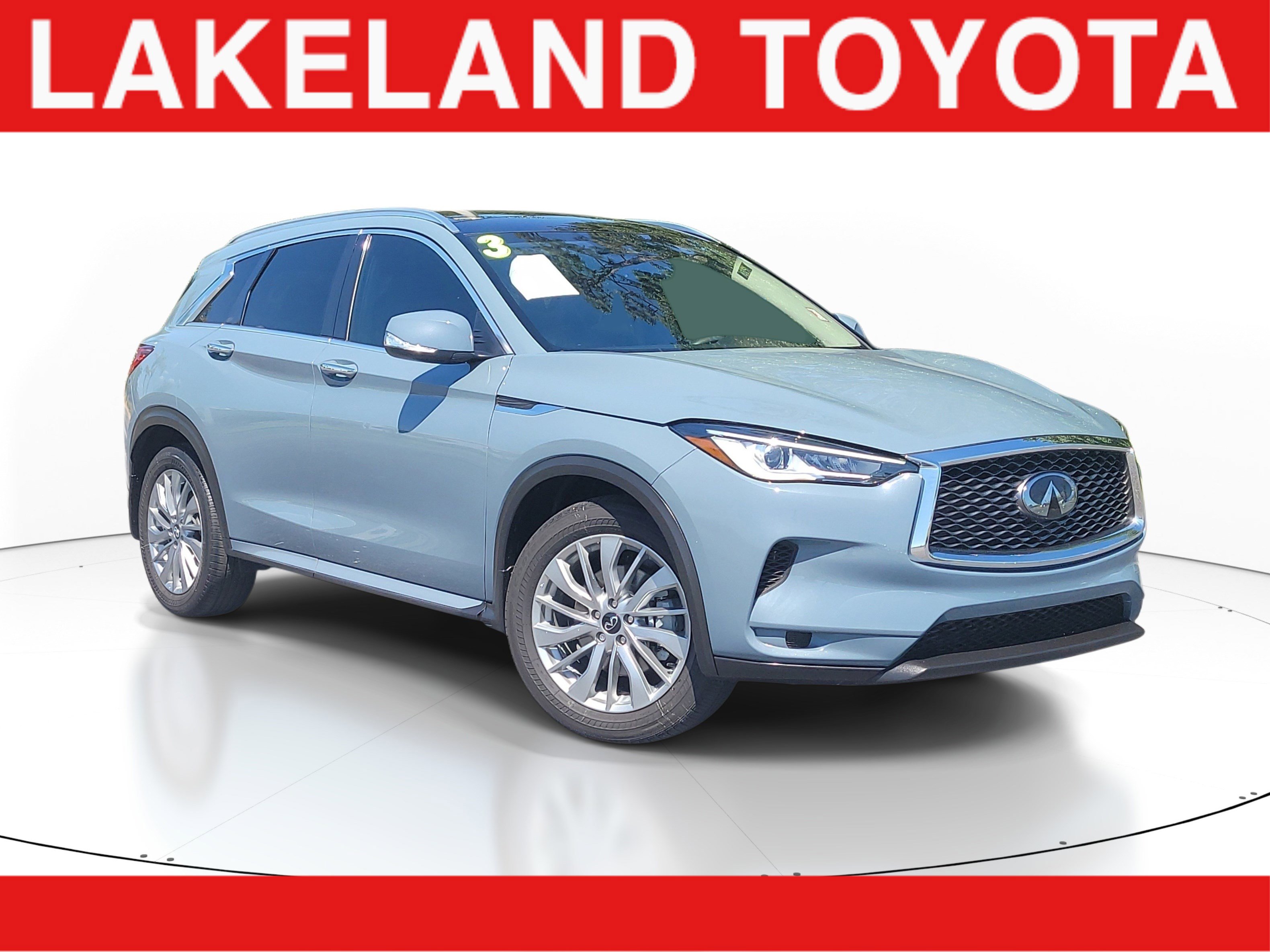 Used 2023 INFINITI QX50 Luxe FWD image 1