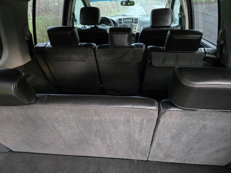 Used 2010 Nissan Armada Platinum image 20