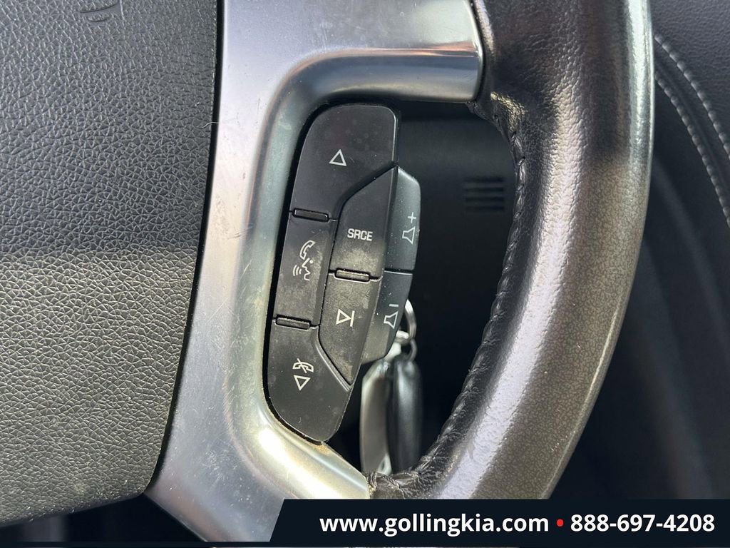 Used 2017 Chevrolet Traverse LT FWD image 23