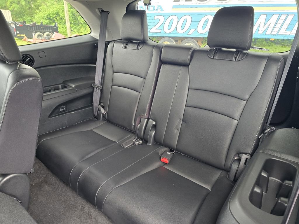 Used 2022 Honda Pilot Special Edition image 11