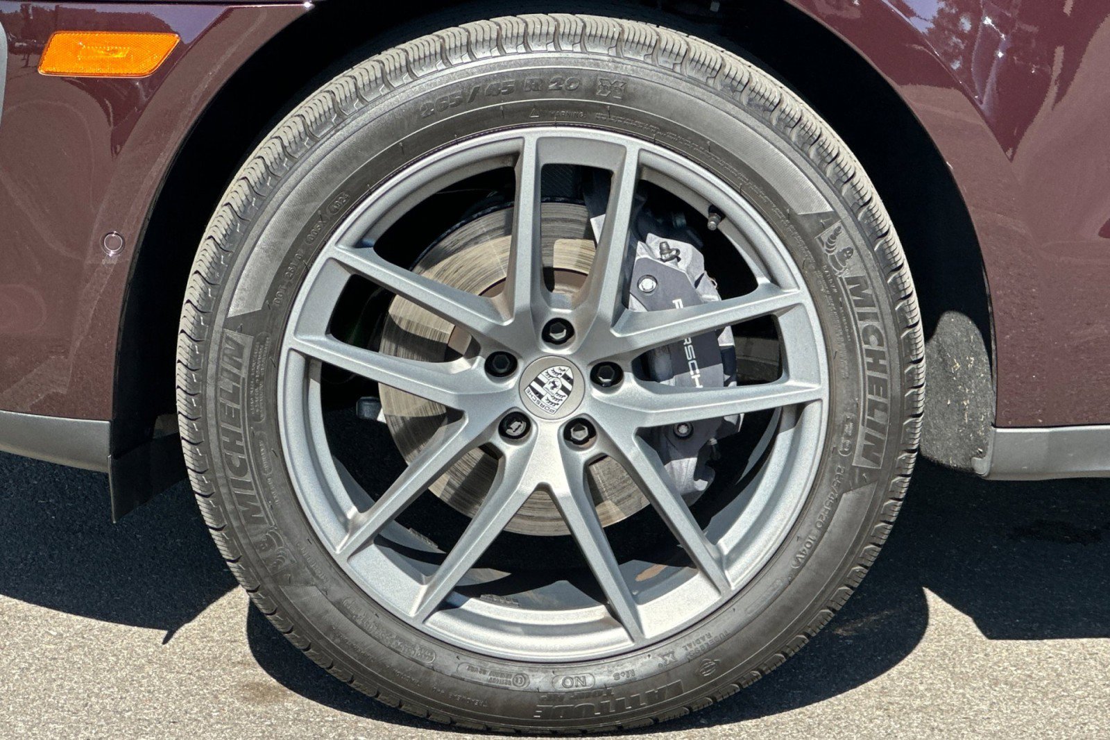 Used 2025 Porsche Macan AWD/4WD image 27