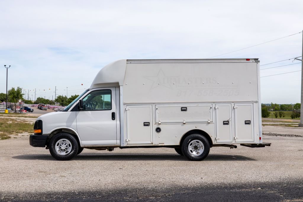 Used 2014 Chevrolet Express 3500 RWD image 4