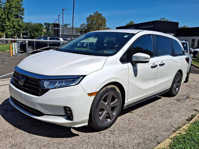 Used 2024 Honda Odyssey EX image 3