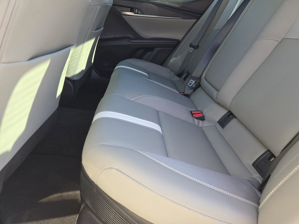 Used 2026 Toyota Camry SE w/ Multimedia Upgrade Package FWD image 31