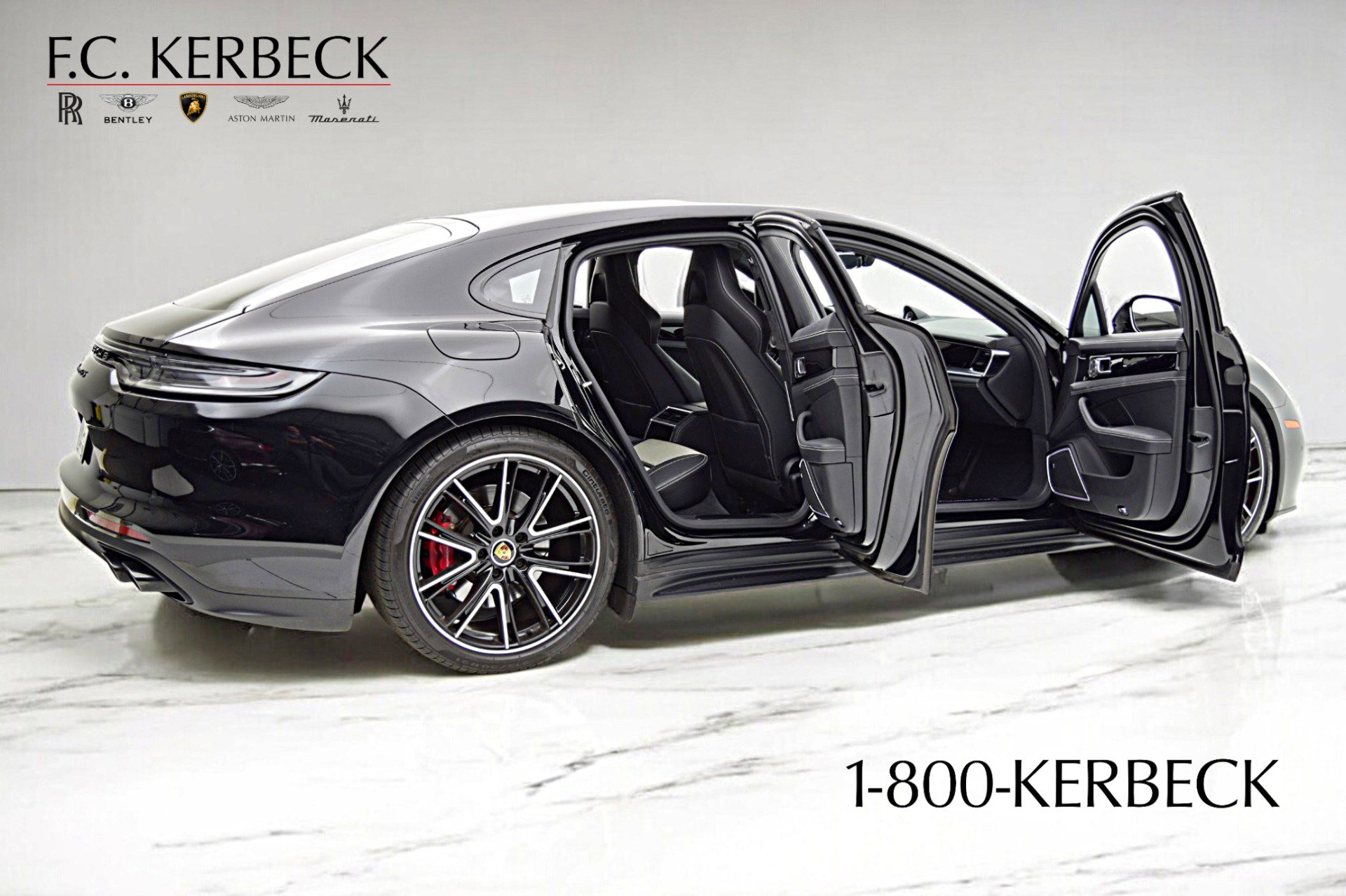 Used 2023 Porsche Panamera GTS image 10