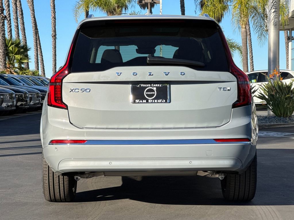New 2026 Volvo XC90 T8 Ultra w/ Protection Package Premier image 4