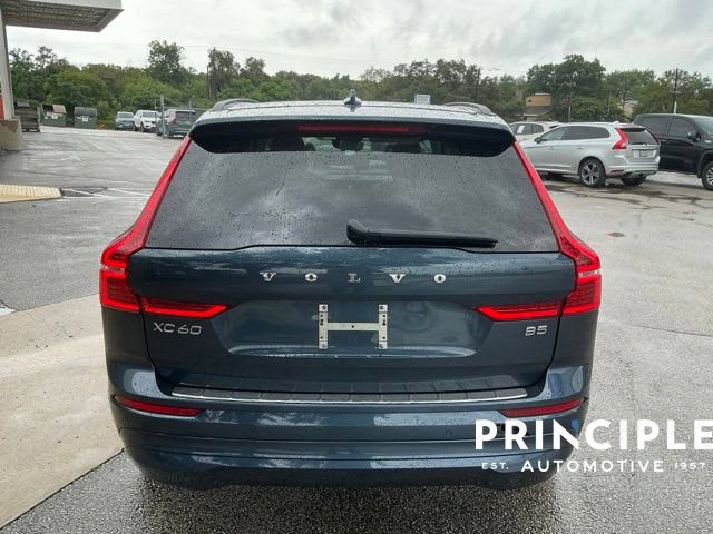 Certified 2022 Volvo XC60 B5 Momentum w/ Protection Package Premier FWD image 7