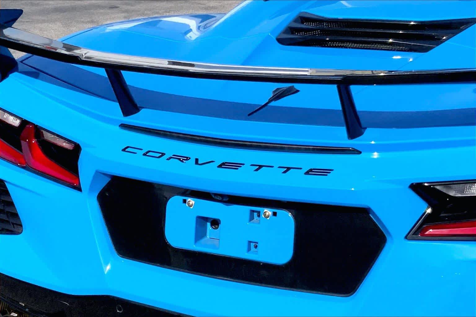 Used 2022 Chevrolet Corvette Stingray Premium Conv w/ Z51 Performance Package RWD image 25