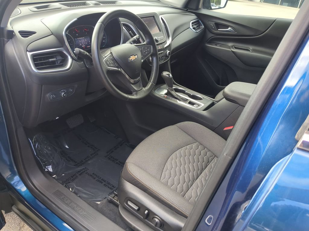Used 2020 Chevrolet Equinox LT FWD image 17