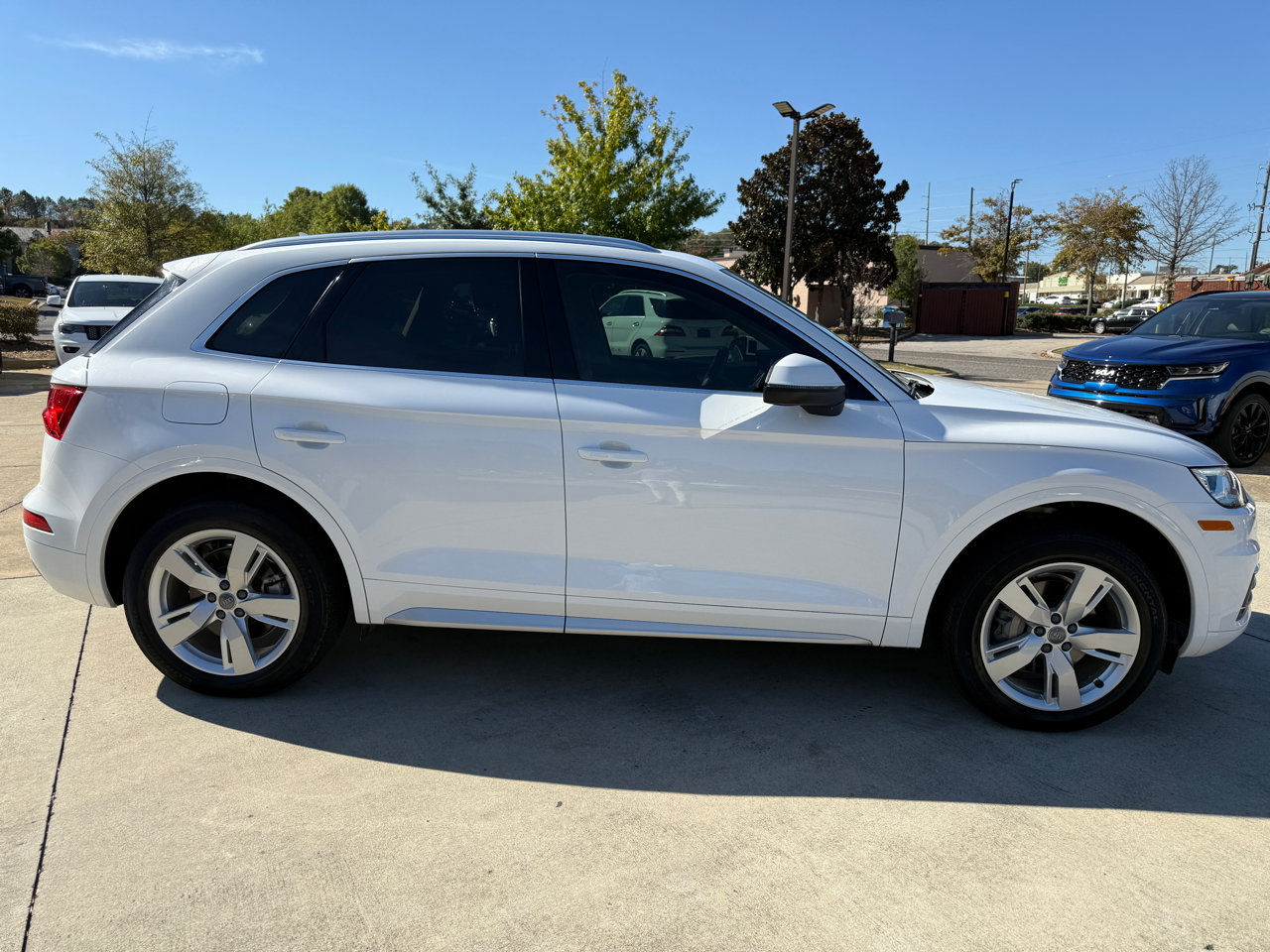 Used 2018 Audi Q5 2.0T Premium Plus w/ Premium Plus Package image 6