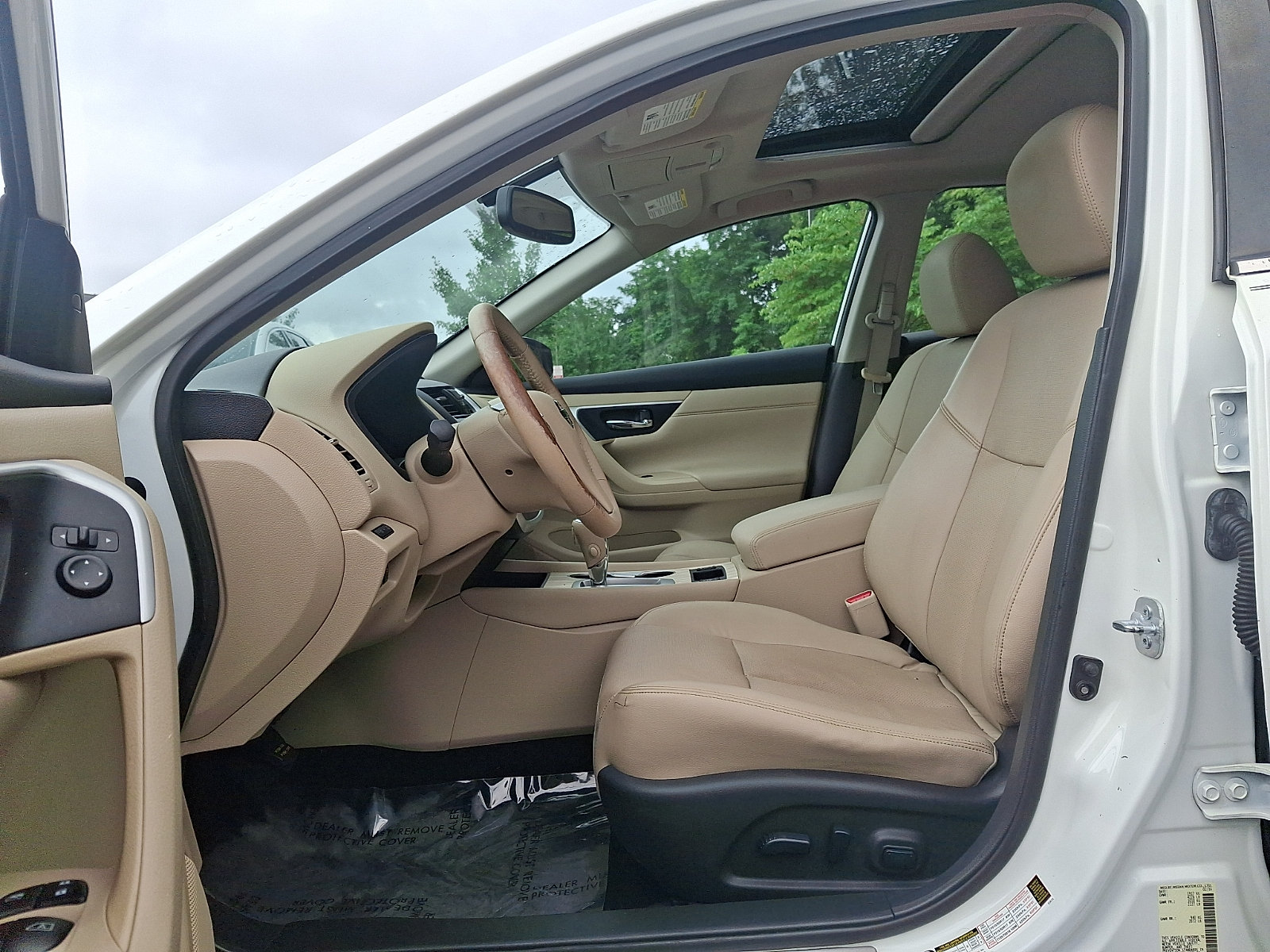 Used 2016 Nissan Altima 2.5 SL w/ 2.5 Technology Package FWD image 13
